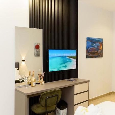 Palm Side Hotel Влёра Экстерьер фото