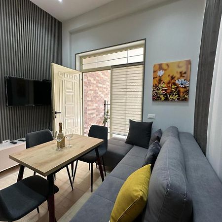 Palm Side Hotel Влёра Экстерьер фото