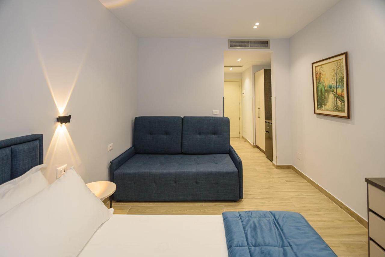 Palm Side Hotel Влёра Экстерьер фото