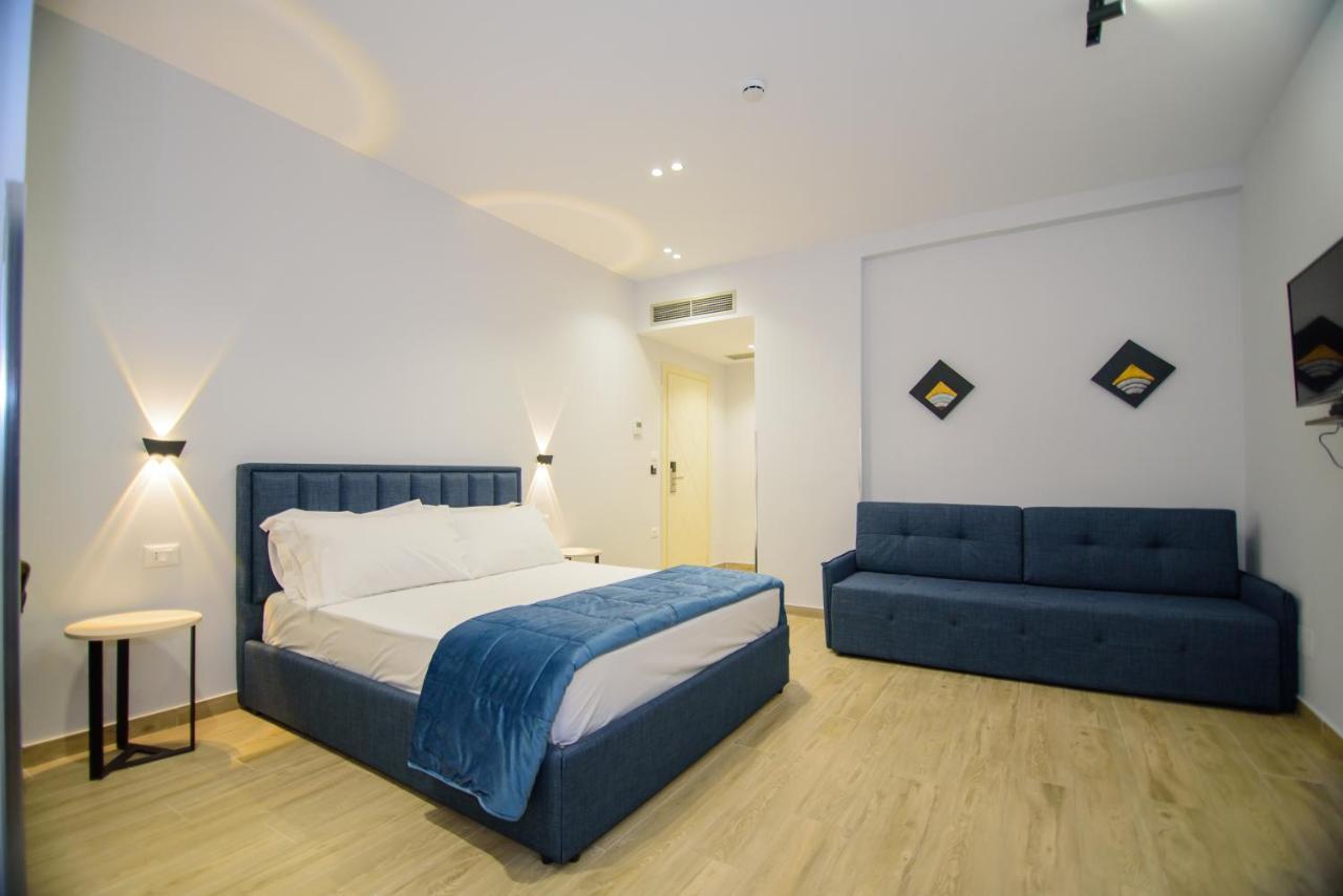 Palm Side Hotel Влёра Экстерьер фото