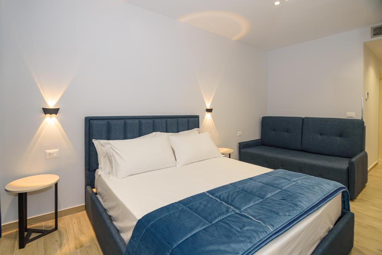 Palm Side Hotel Влёра Экстерьер фото