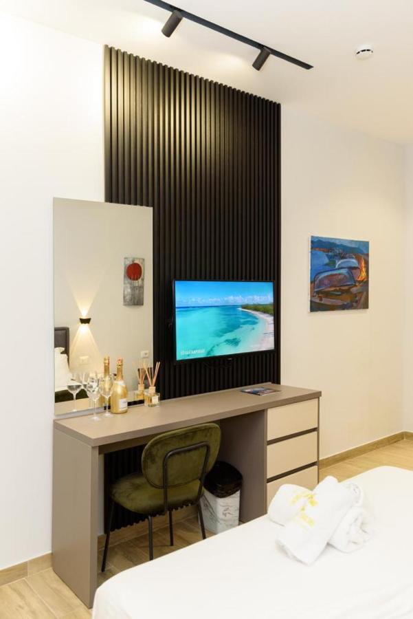Palm Side Hotel Влёра Экстерьер фото