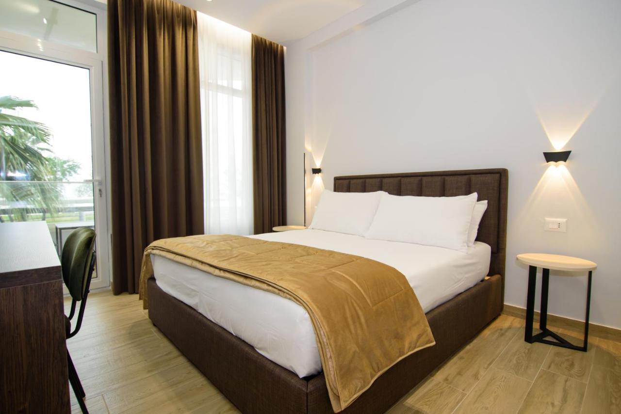 Palm Side Hotel Влёра Номер фото