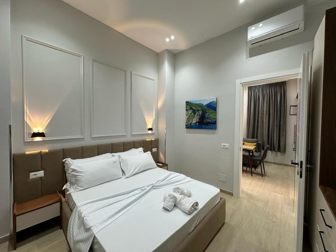 Palm Side Hotel Влёра Экстерьер фото